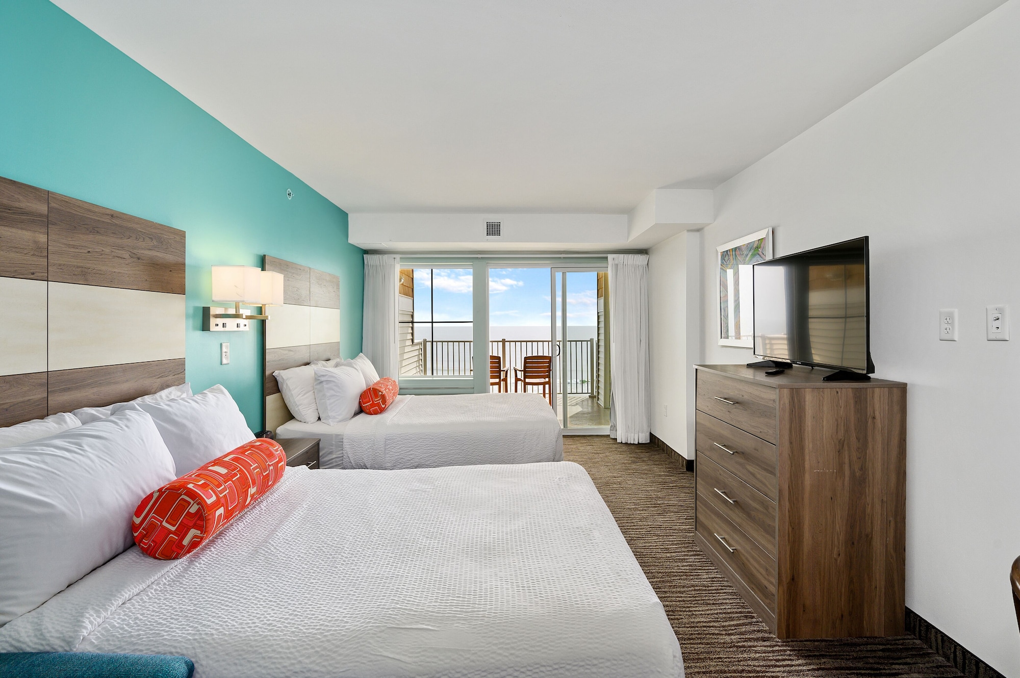 ROOM, 2 DOUBLE BEDS, OCEAN FRONT, SOFA, BALCONY, KITCHEN