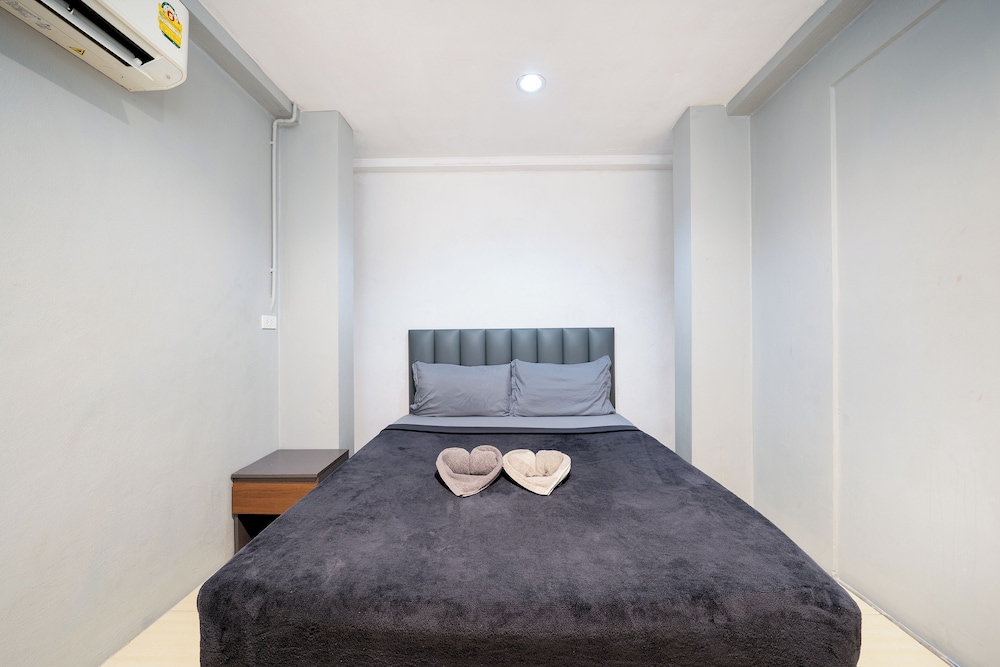 Oh Bangkok Hostel 77/84