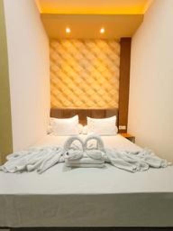 Merr 57 Hotel 11/22