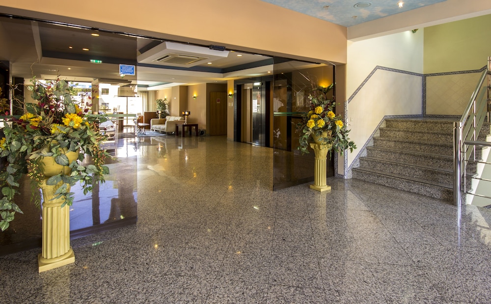 Aparthotel Paladim And Alagoamar 5/50