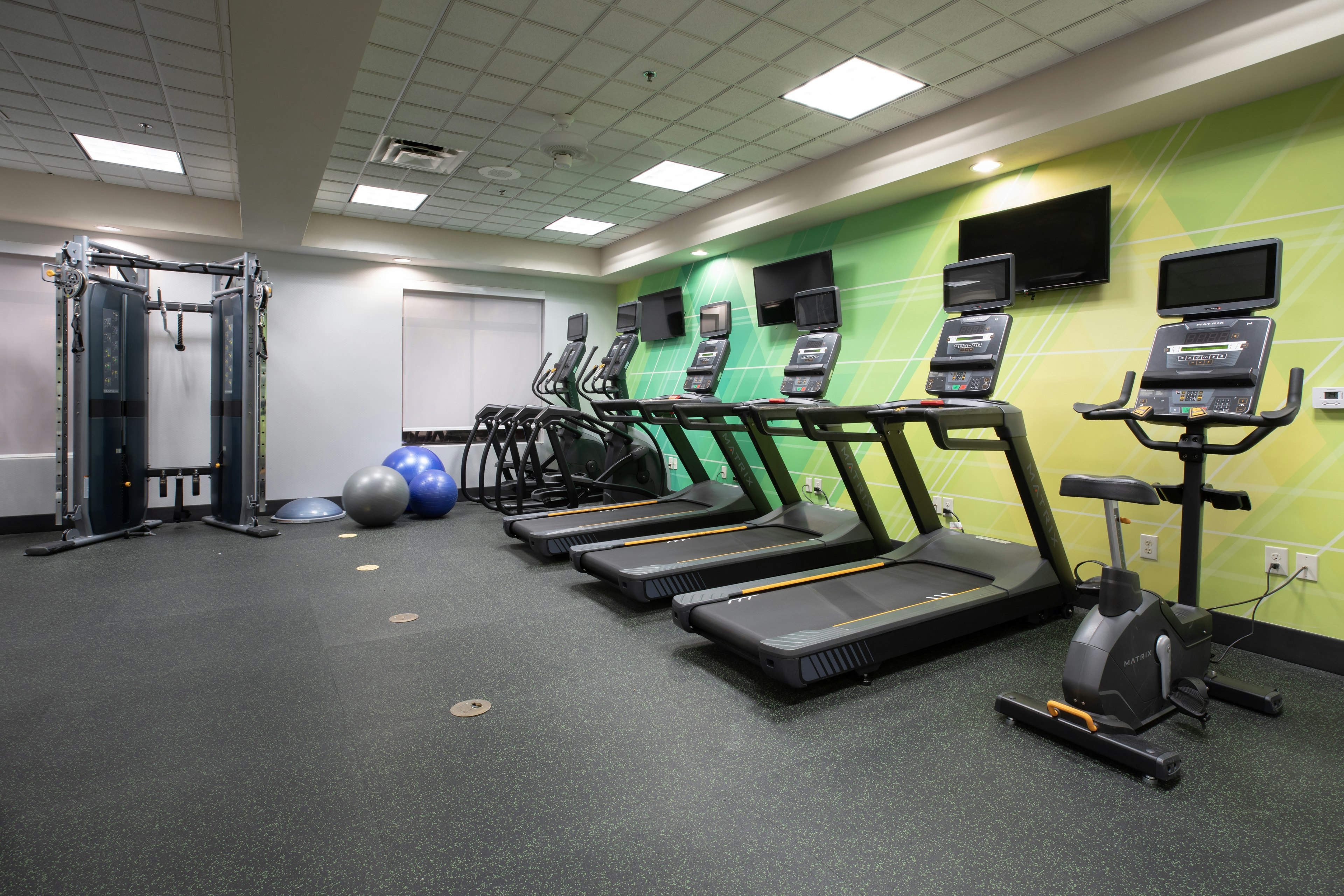 Holiday Inn and Suites Goodyear West Phoenix Area, an IHG Hotel 27/44