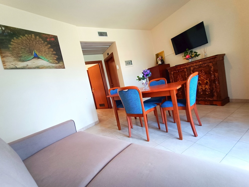 Villa Isabella Hotel & Residence 27/50