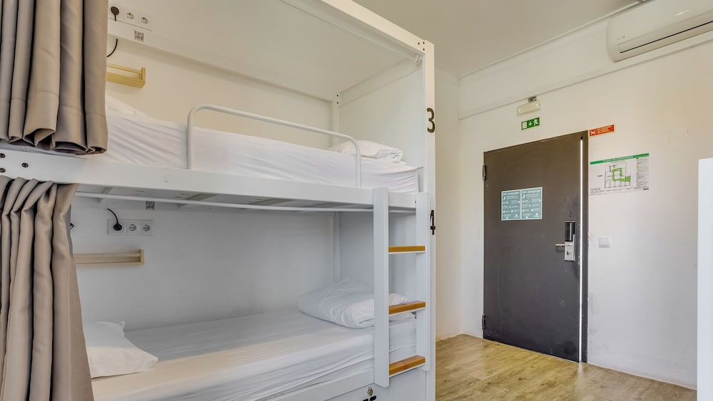 Hostellicious 59/61