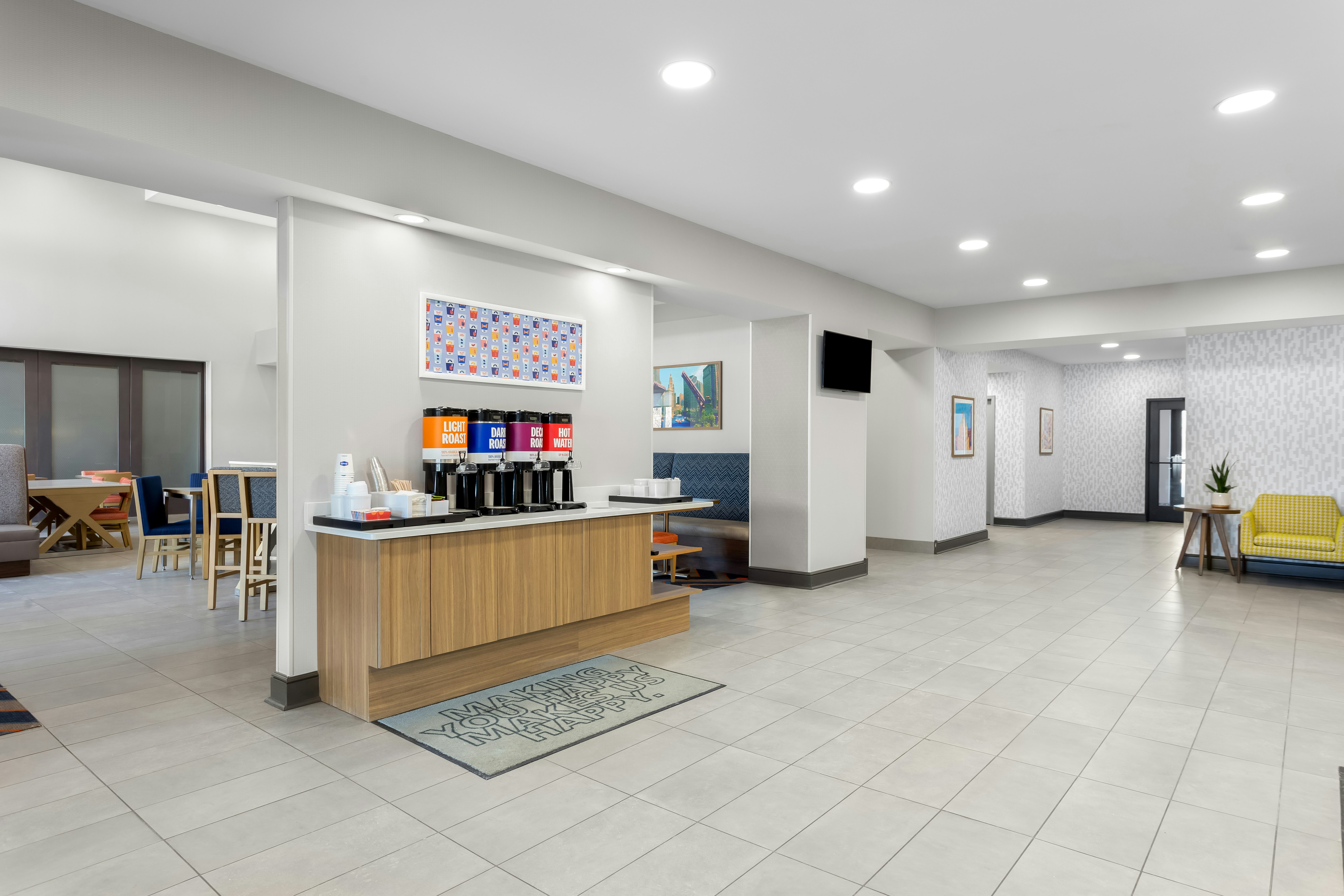Lobby at Hampton Inn & Suites Chicago Deer Park, DEER PARK - IL