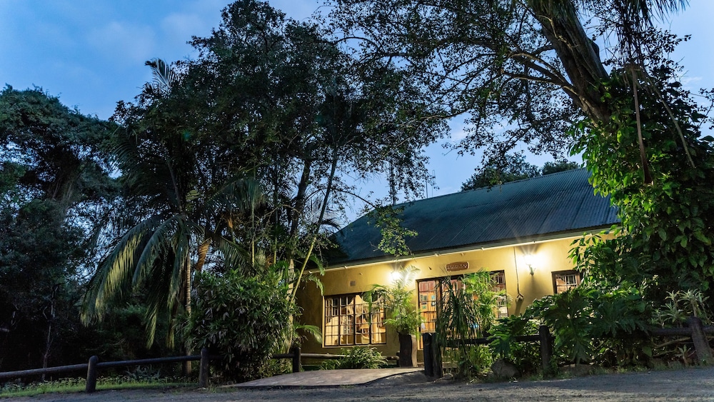 Bushlands Game Lodge 1/45