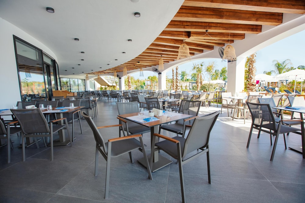 Alarcha Hotels and Resort 36/50
