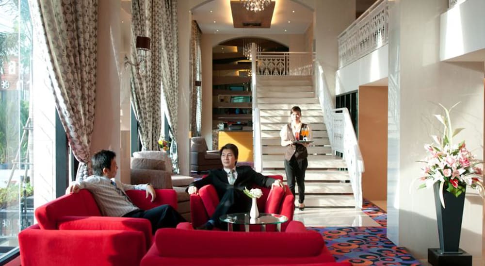Grand Lord (Boutique) Hotel 38/59