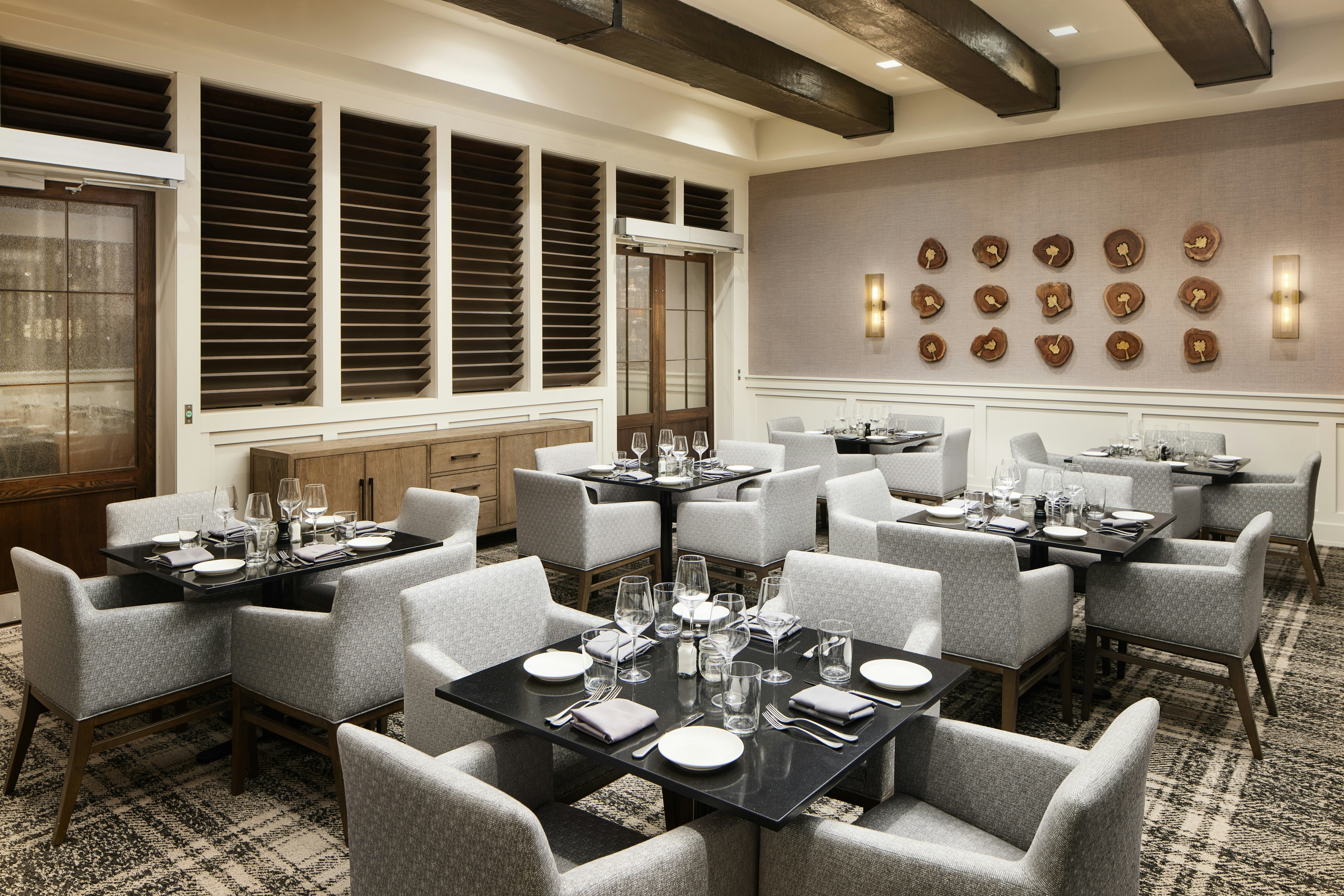 Embassy Suites by Hilton Huntsville 48/76