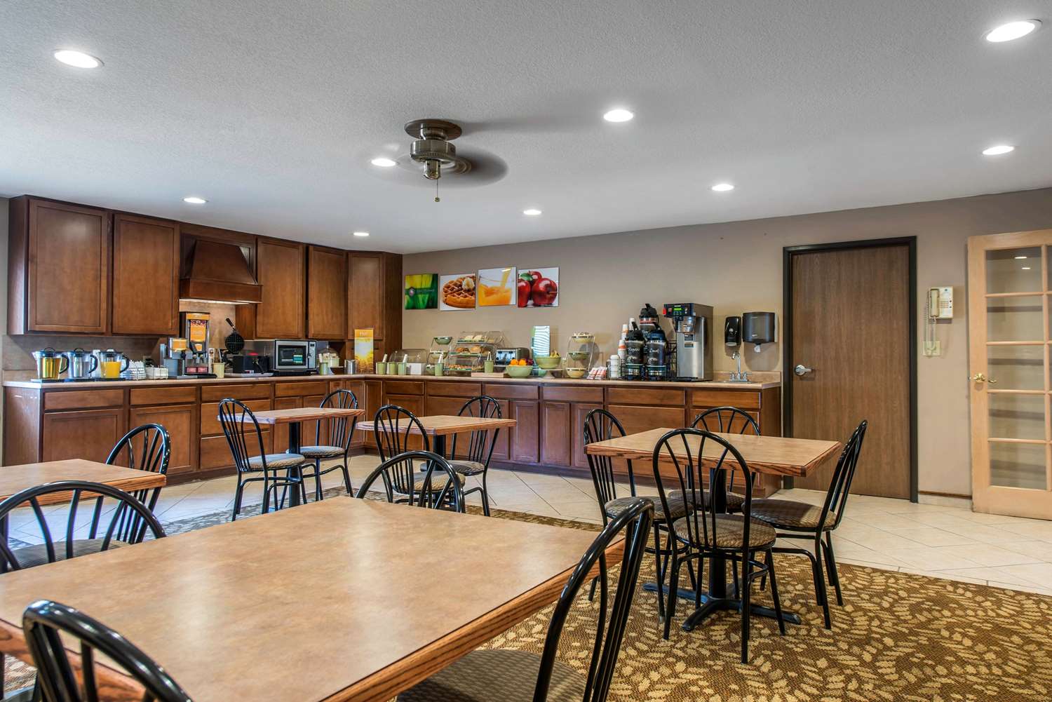 Quality Inn Burlington, CO 11/16