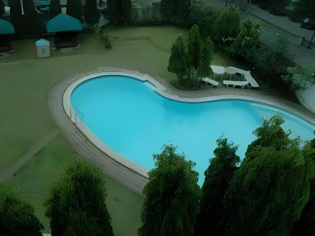 Days Hotel Batangas 32/36