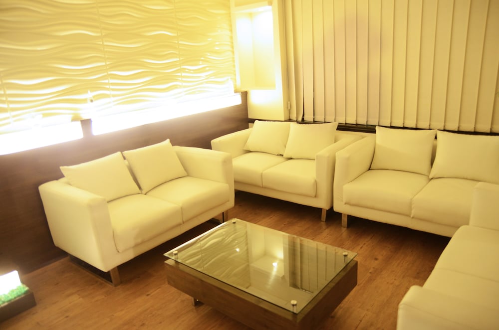 HOTEL 71 47/71