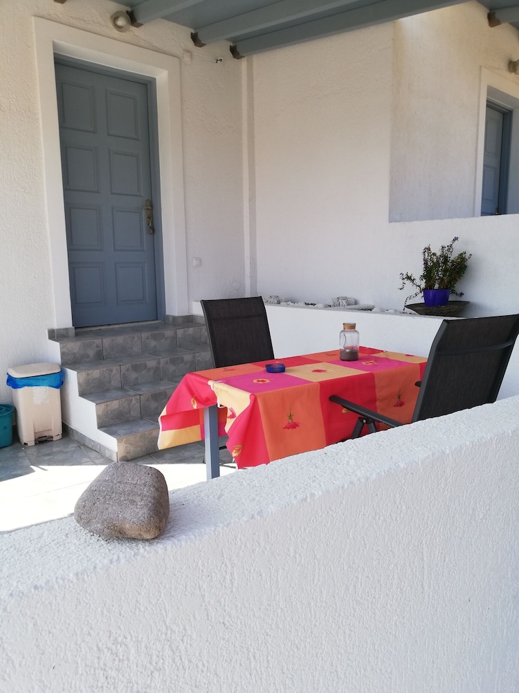 Elea Milos (ex Antonis Rooms) 16/45