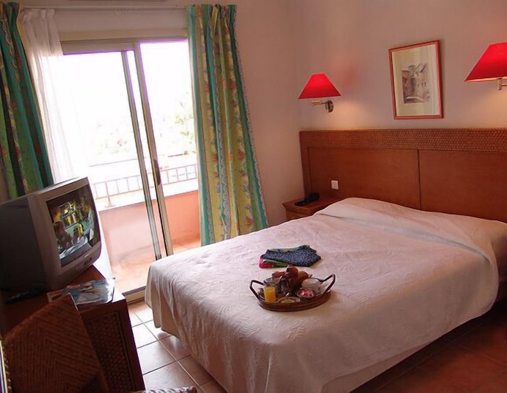 Le Kalliste Hotel 17/34