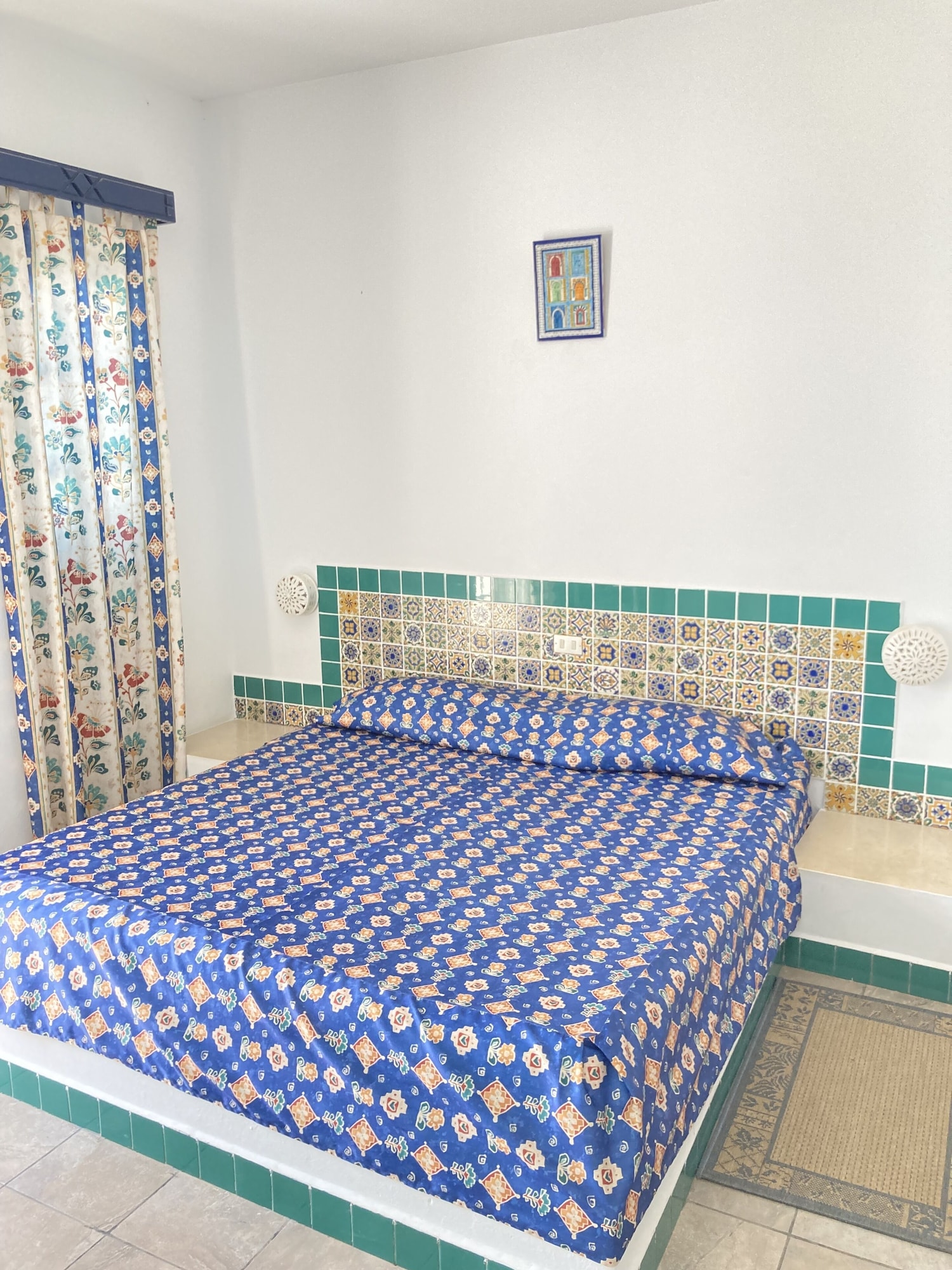 ROOM, QUADRUPLE, BALCONY