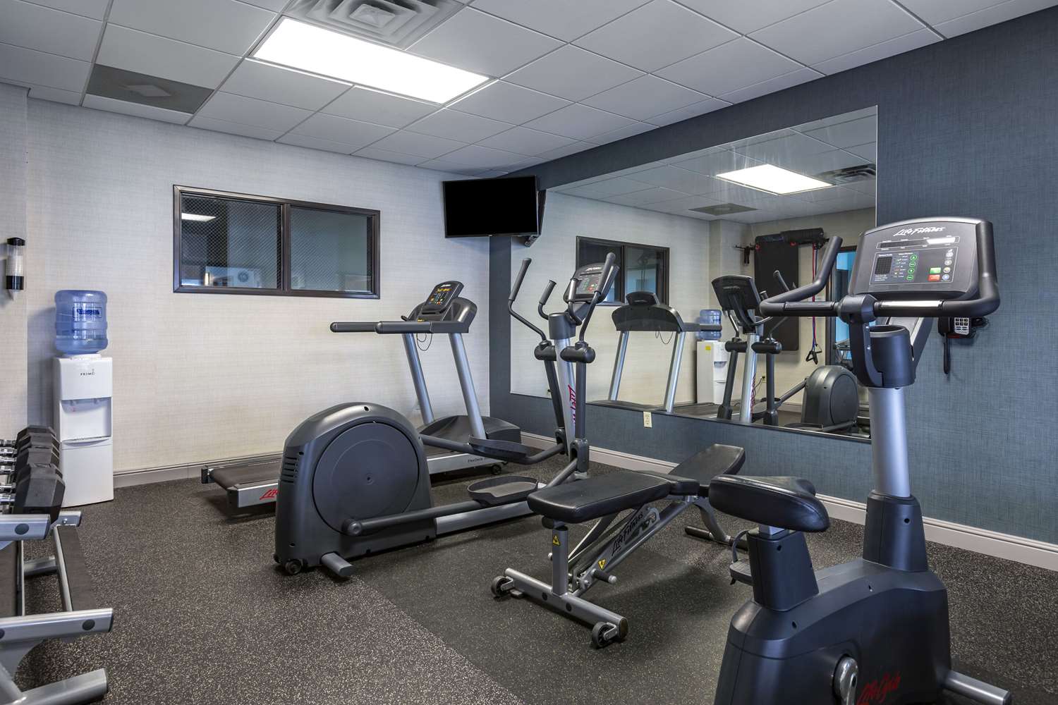 Comfort Inn & Suites Grand Blanc/Flint 10/25
