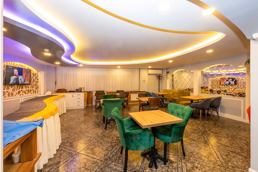 Devman Hotel 24/39