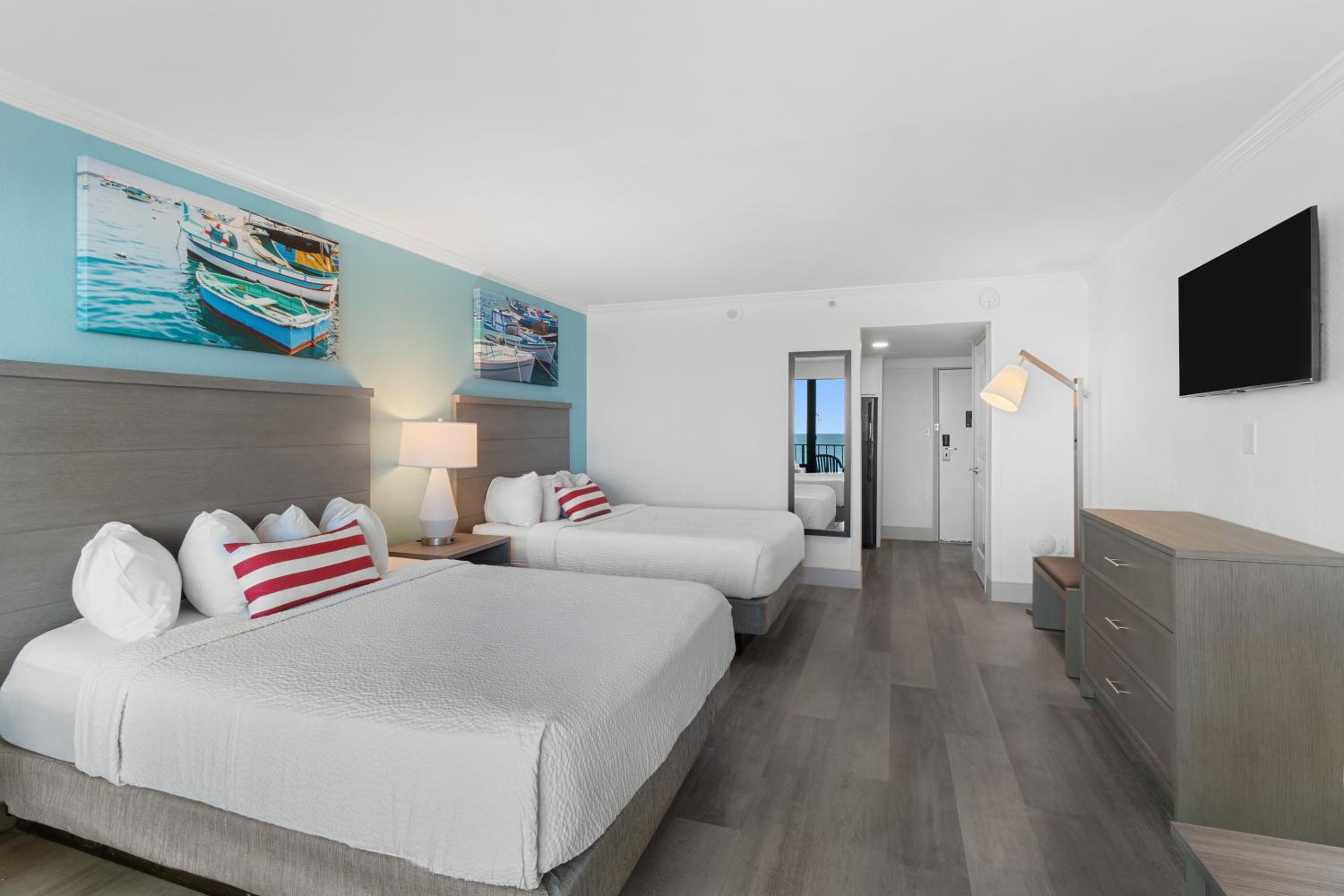 Schooner, Deluxe, Cabana, Ocean Front