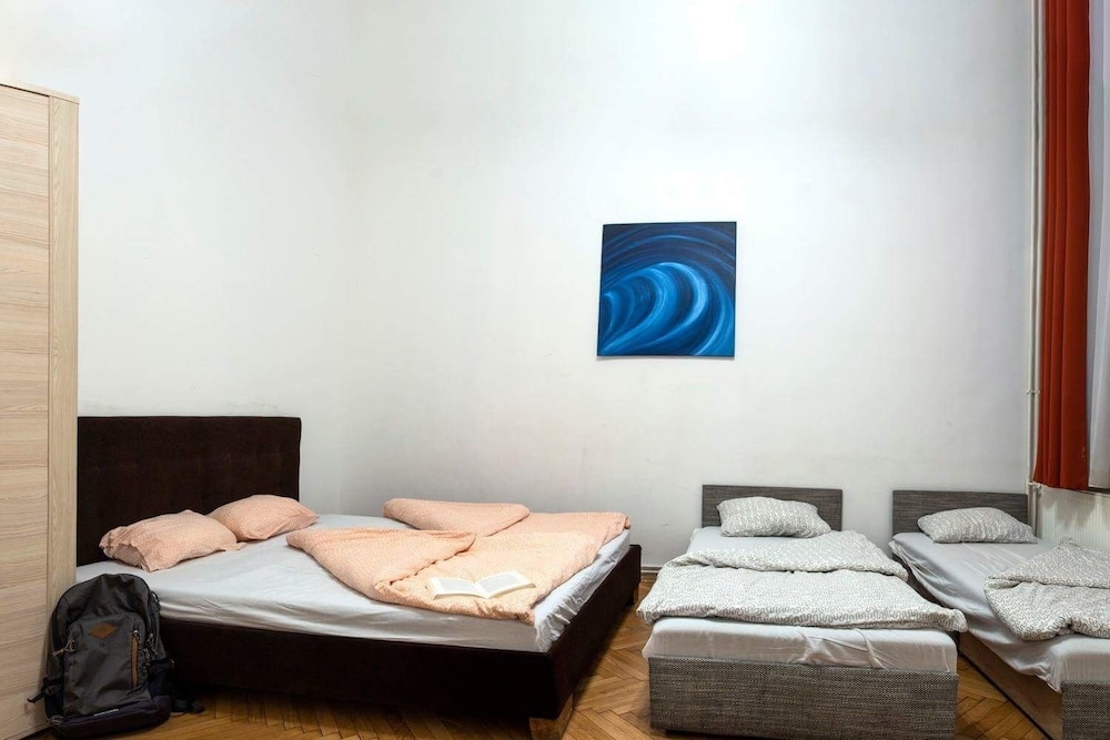 Baroque Hostel Budapest 17/76