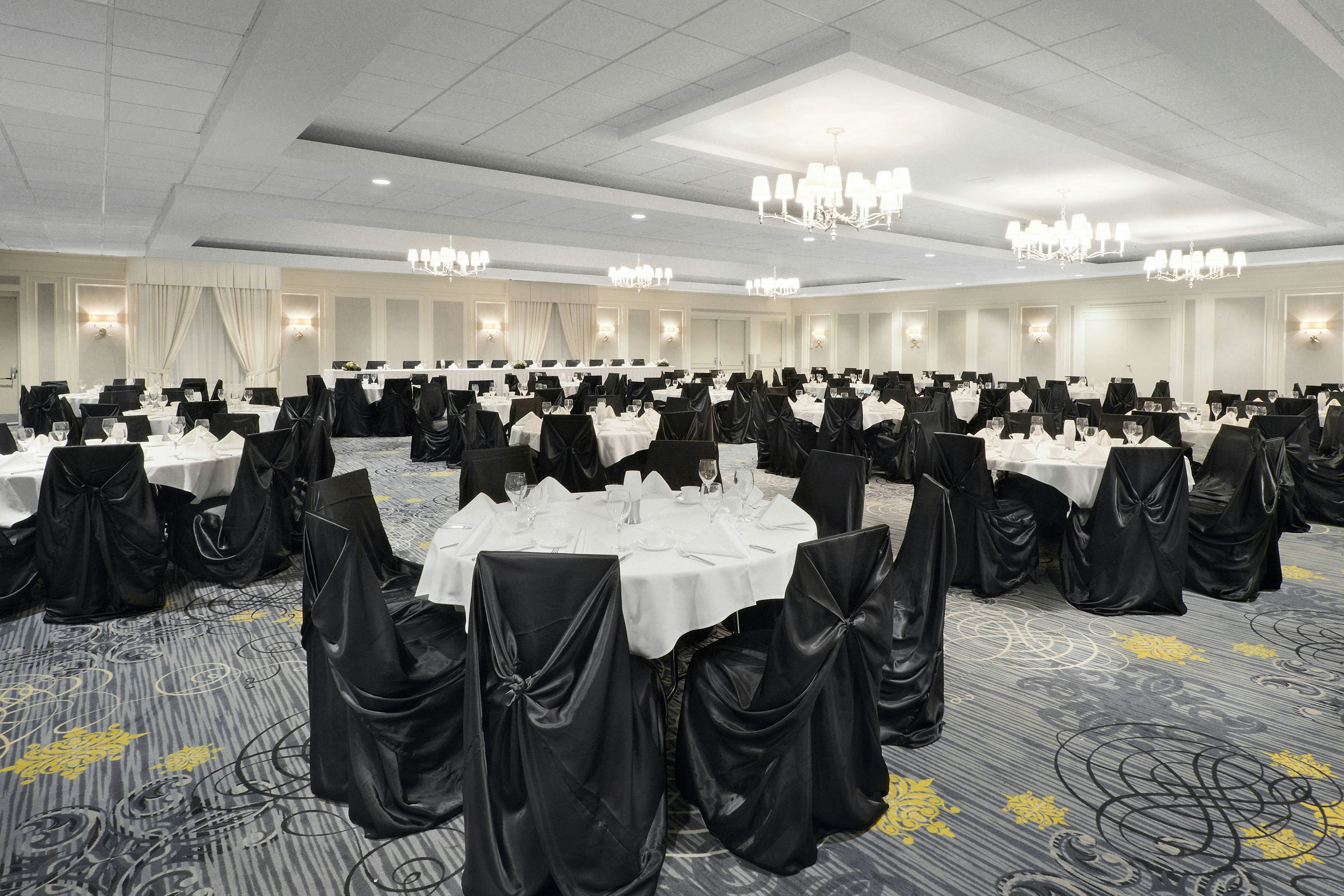 Sheraton Cavalier Saskatoon Hotel 83/83