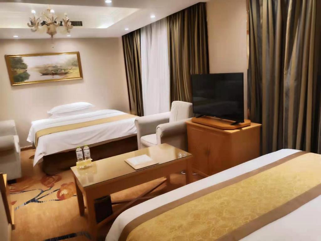 Vienna Hotel (Weihai North High-Speed Railway Station Bathing Beach Shandong University), Weihai 16/23