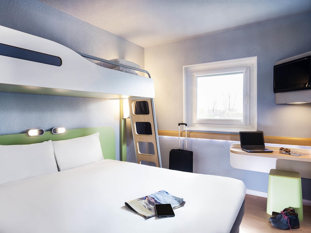 Ibis Budget Cergy Saint-Christophe 22/67