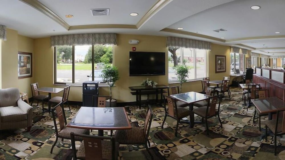 restaurant-cafeteria