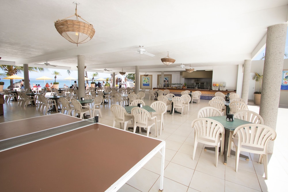 Decameron Los Cocos Guayabitos Ramada All Inclusive Resort 29/49