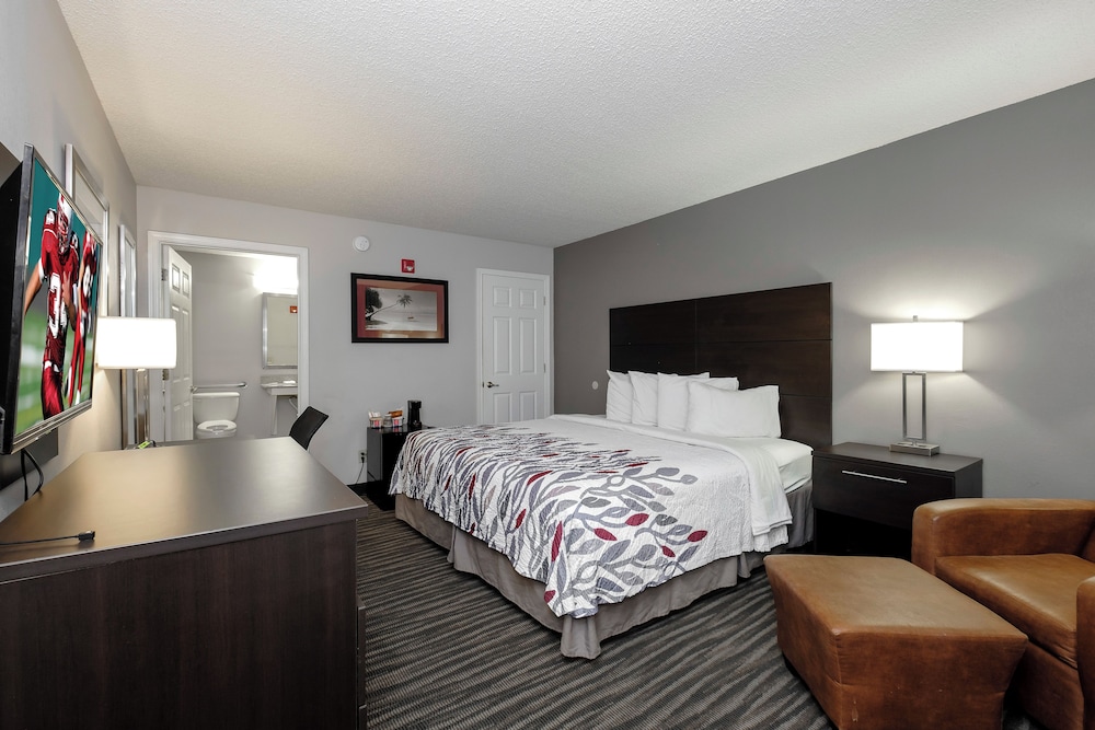 Red Roof Inn Defuniak Springs 26/45