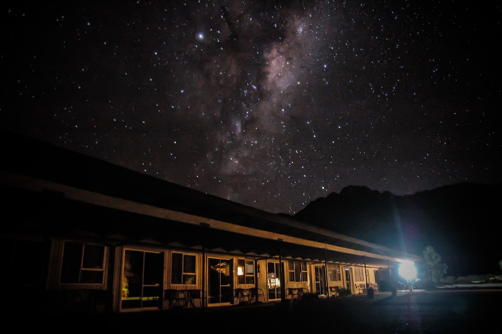 Glacier View Motel 27/68