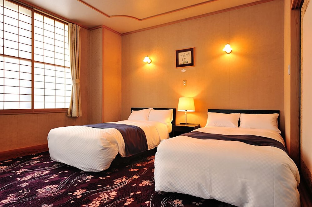 Hinanoyado Chitose (ex Ryokan Chitose) 9/47