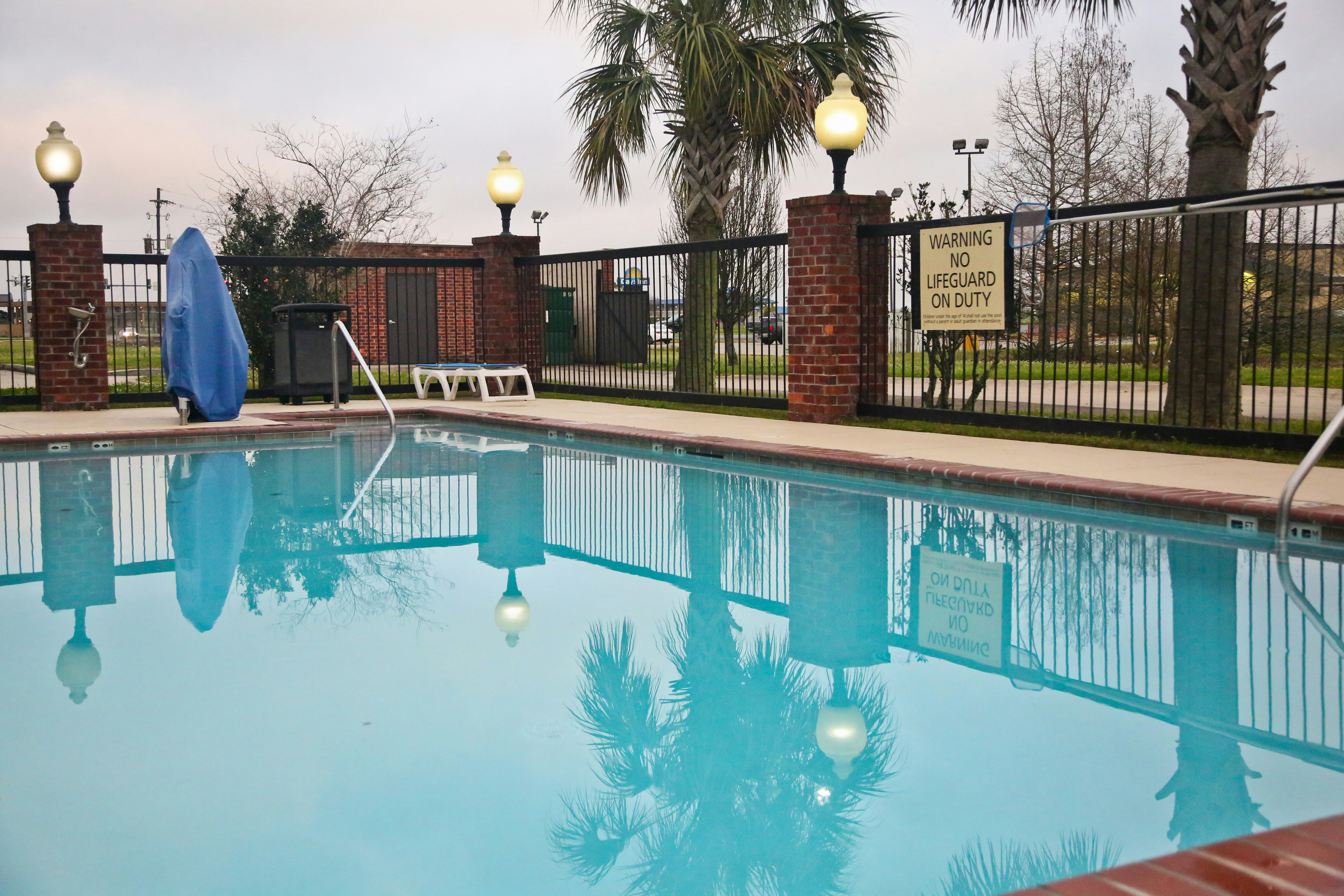 Hampton Inn And Suites Jennings 4/50