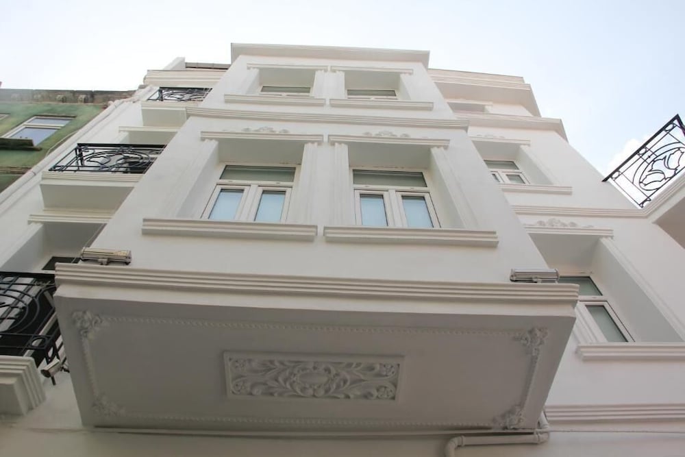 The White Swan Suites Beyoglu 3/74
