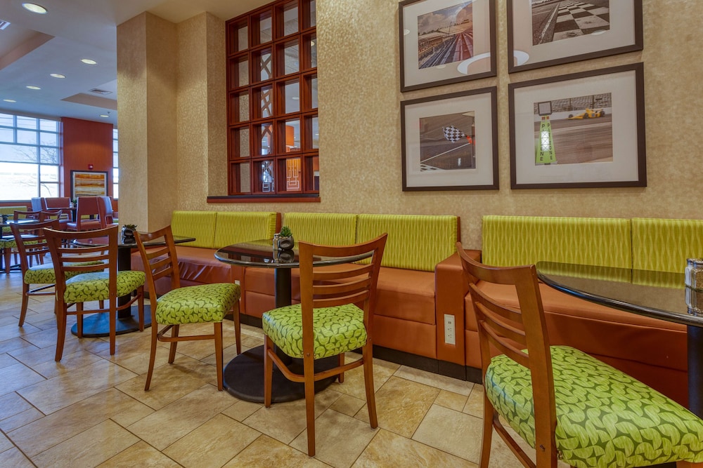 Drury Inn and Suites Northeast Indianpolis 32/48