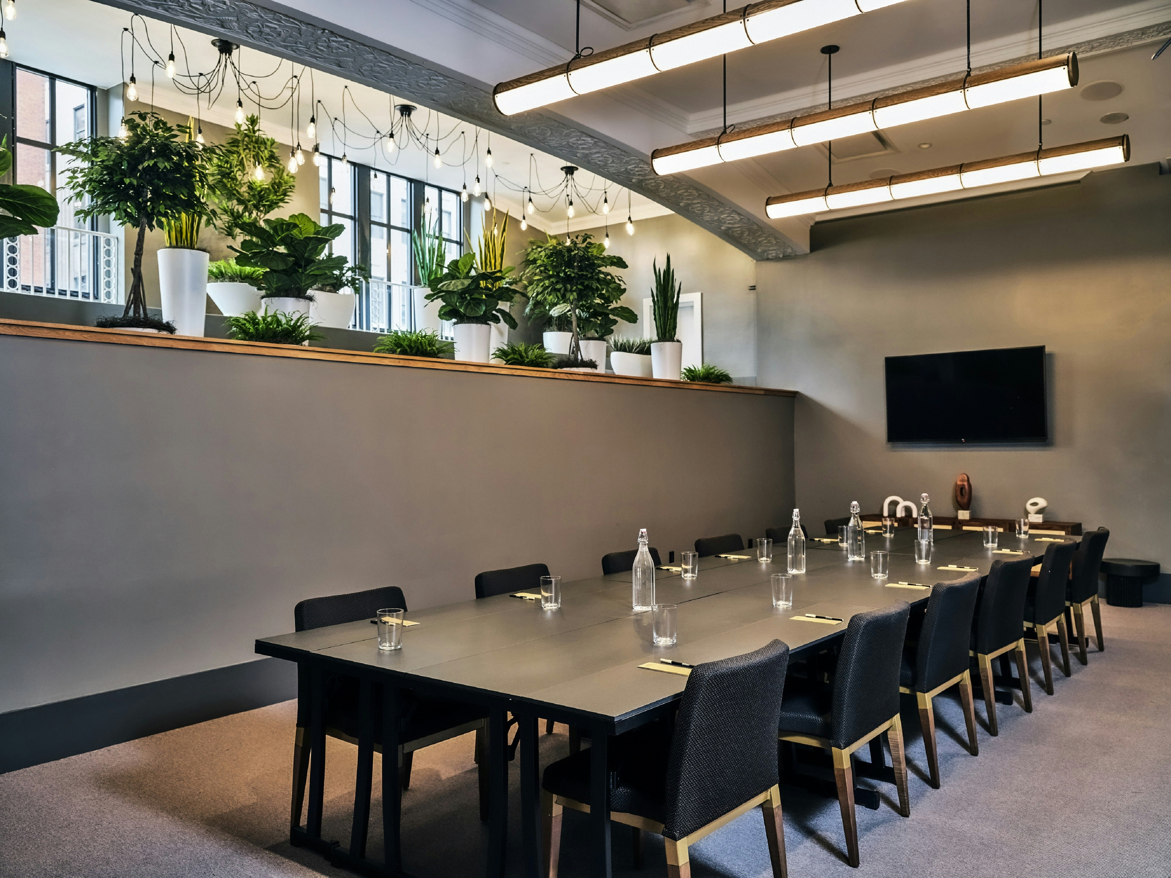 Joinery Hotel Pittsburgh, Curio Collection by Hilton 47/49