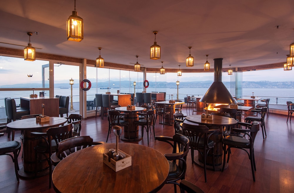 Wellborn Luxury Hotel 31/47