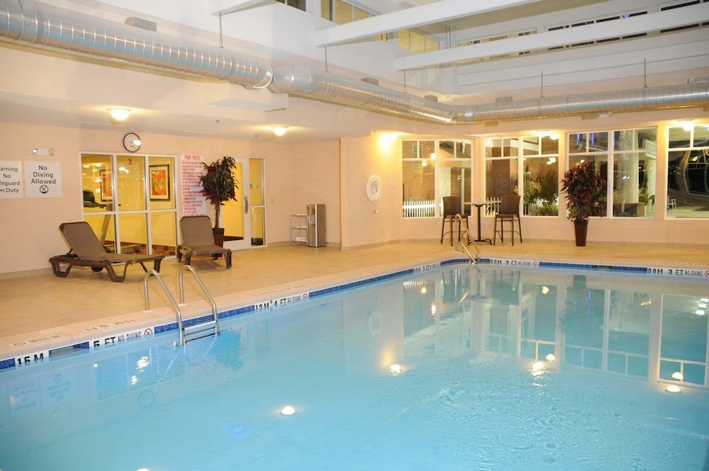 Holiday Inn Express Hotel Suites Bainbridge 3/53