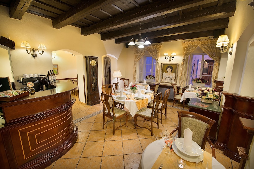 Boutique Hotel Constans 38/50