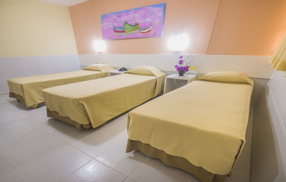Hotel Pousada Tamandare 12/26