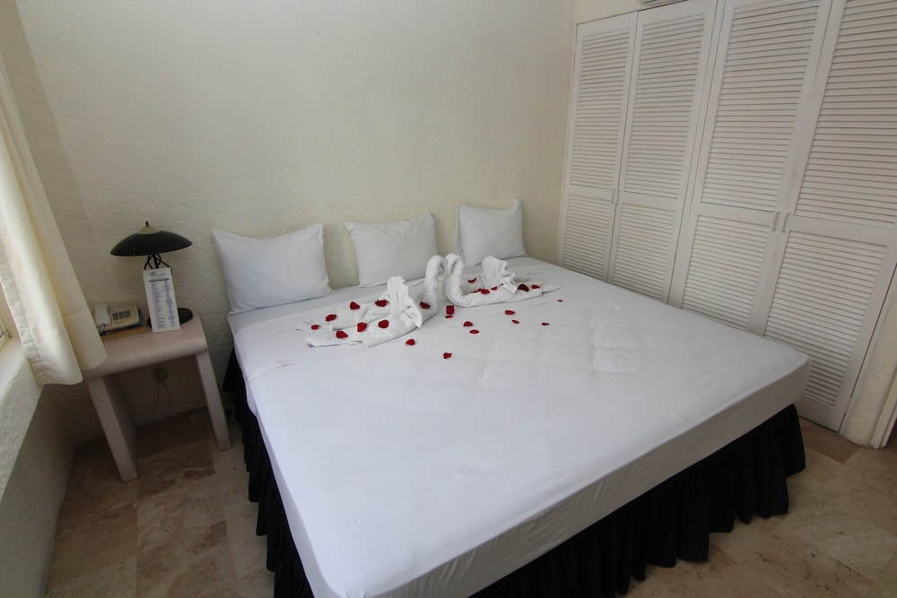 Villamar Princesa Suites photo2