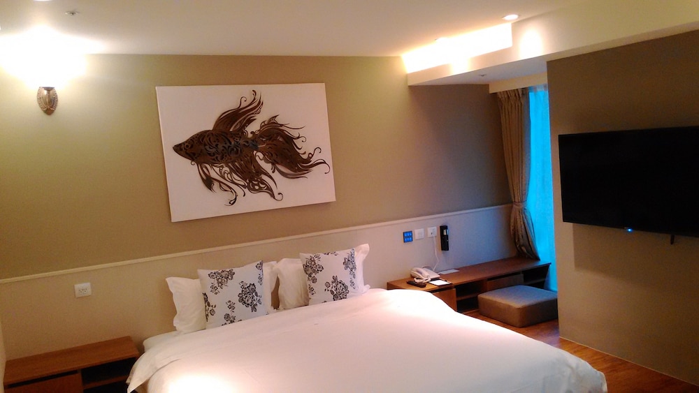 Walker Hotel Ximen 11/50
