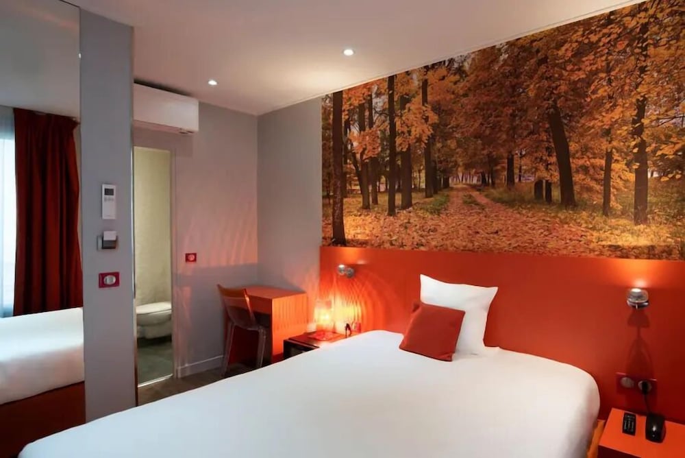 Hotel les Jardins de Montmartre 27/66