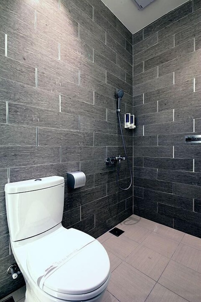 Leesing Hotel Fongshan 50/50