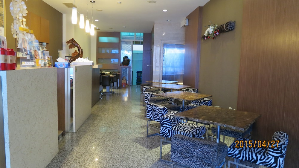 Tan Hui Hotel 25/46