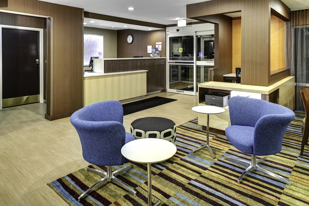 Fairfield Inn Suites Atlanta Suwanee 16/27