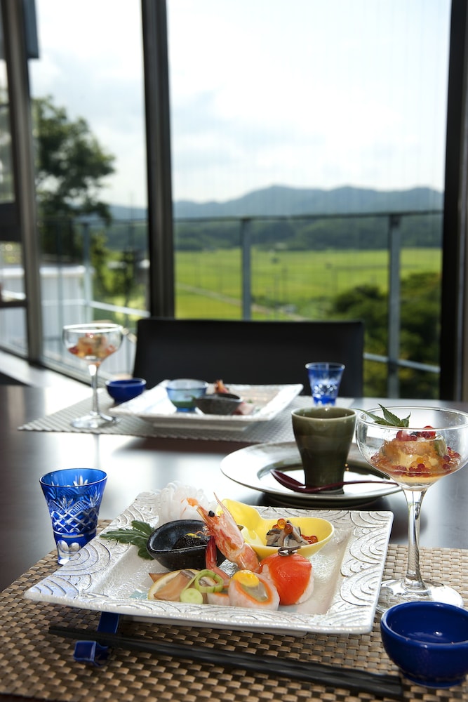 Resort Hills Toyohama SORA no KAZE 45/63