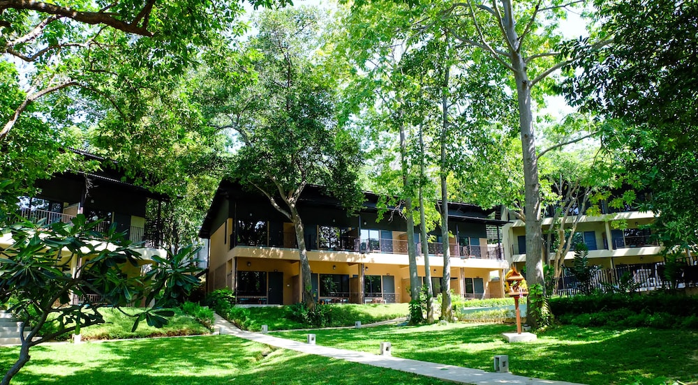 Samed Hideaway Resort in RAYONG