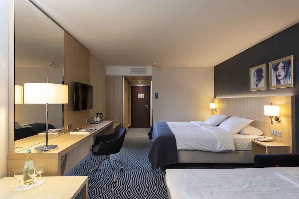 Maritim Hotel Wurzburg 35/72