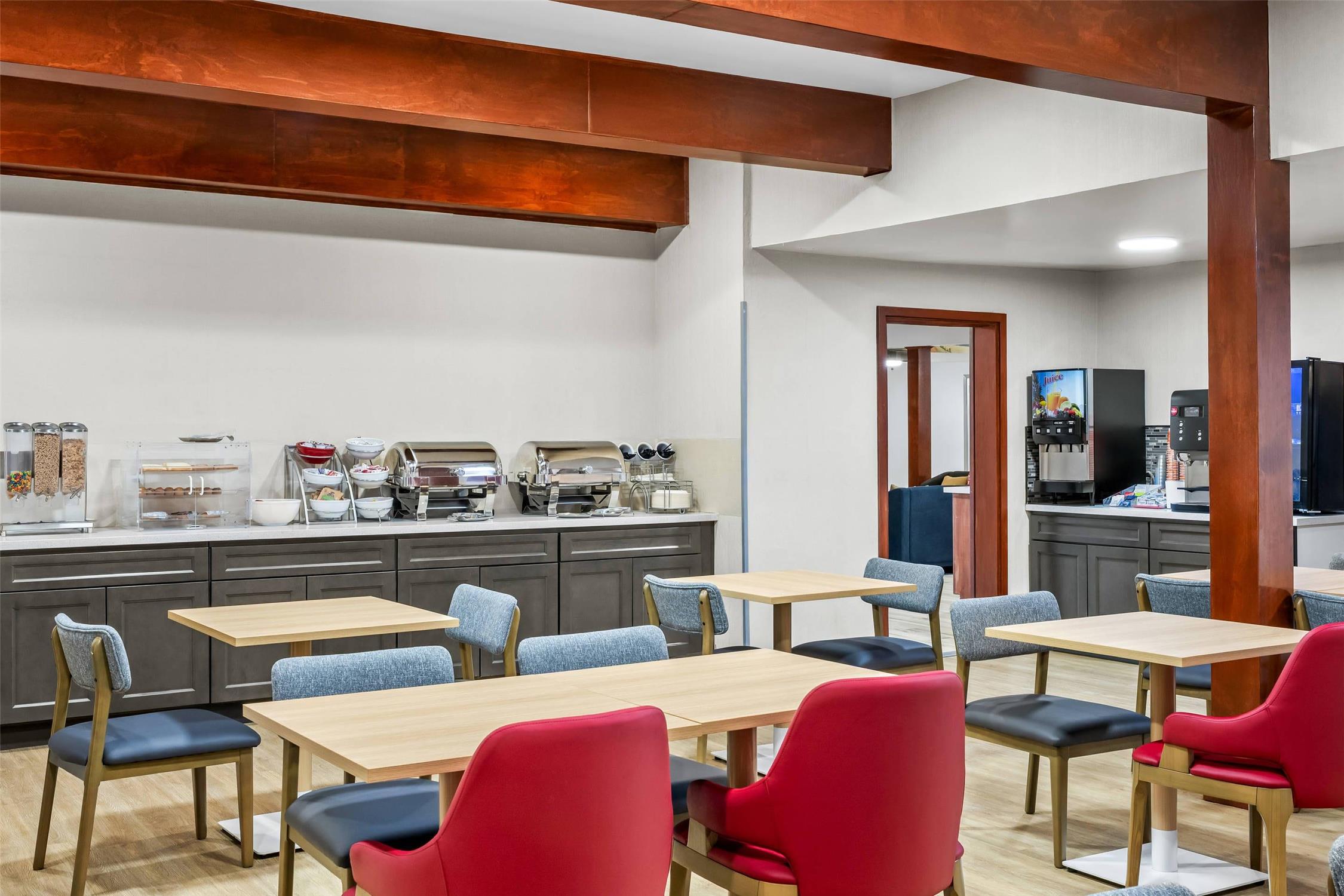 Comfort Inn & Suites Livingston, MT 33/51