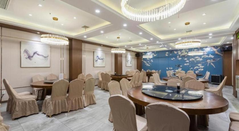 Gya Wuxi Hubin Commercial Street Taihu Scenic Area Hotel 47/58