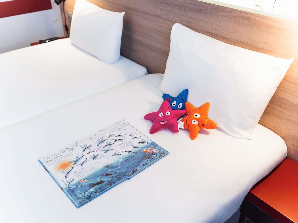 STANDARD, TWIN BEDS